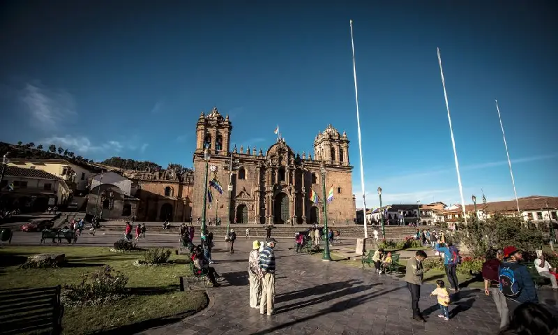 Explora Cusco a Pie: Las Mejores Rutas de Caminatas Urbanas en la Ciudad Inca
